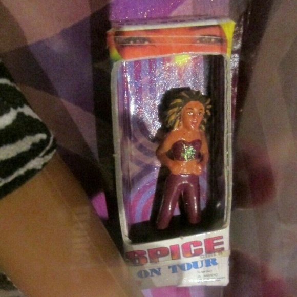 Collectible 90s NWT NIB Vintage Official 1998 SPICE GIRLS TOUR Scary Mel B Doll - Picture 5 of 6